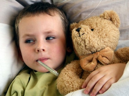bambini mal di gola antibiotici