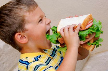 dieta sana colorata bambini