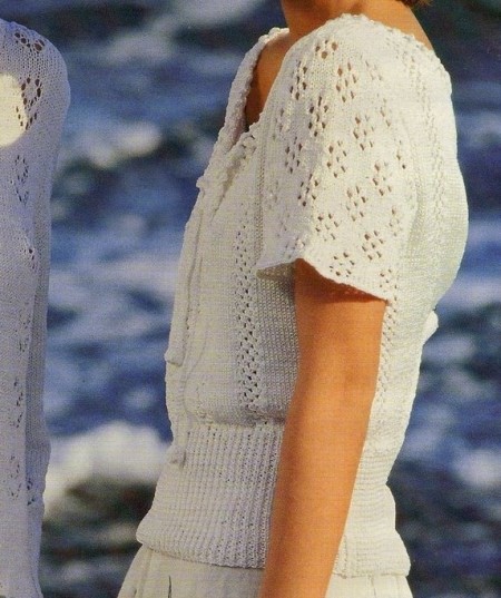 t shirt bianca rifinita alluncinetto