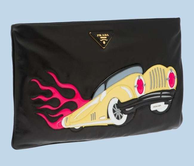 Prada pochette nera con stampa auto