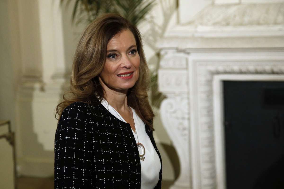 Valerie Trierweiler tradita dal marito Francois Hollande