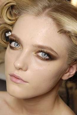 Trucco dorato