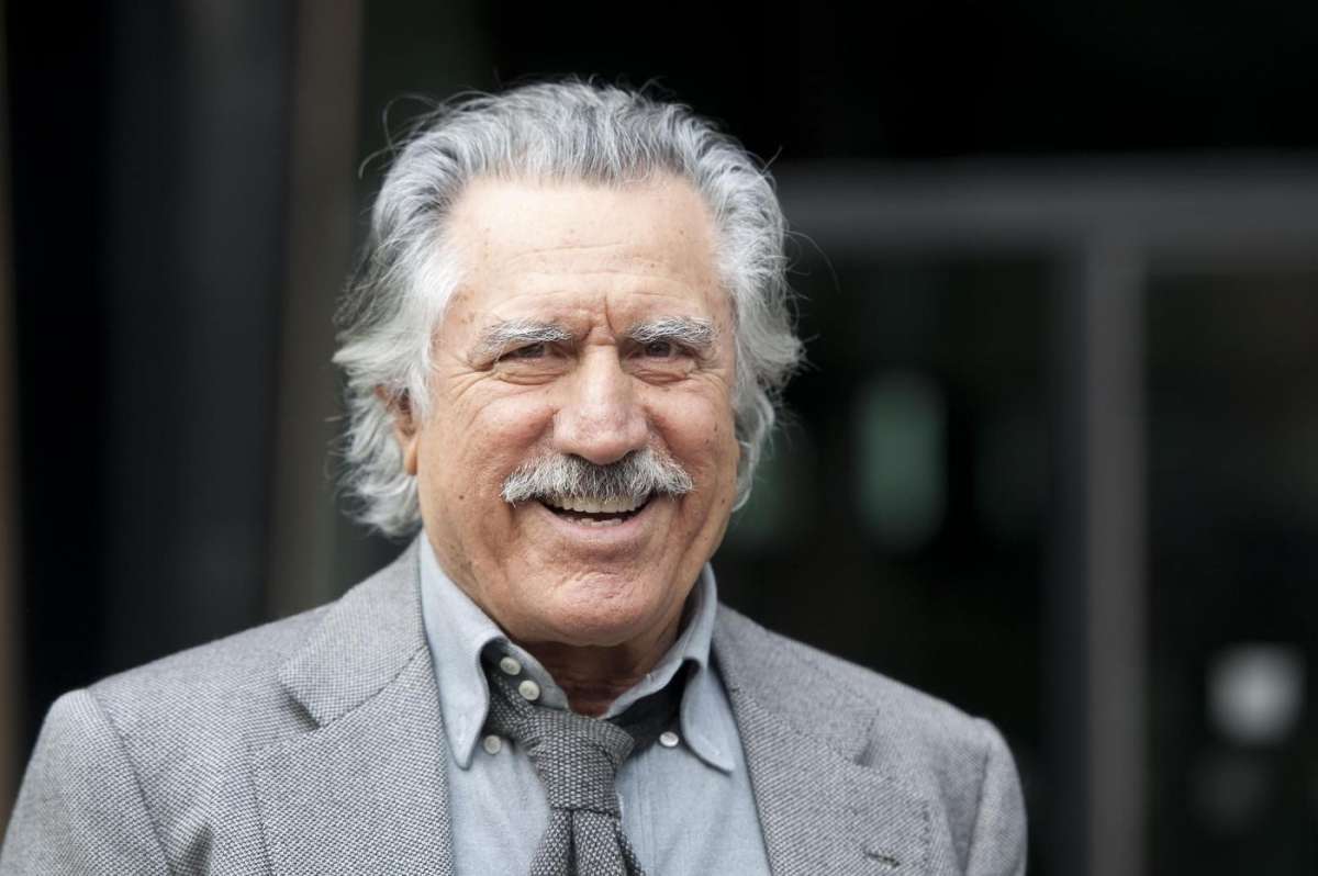 Lando Buzzanca in primo piano
