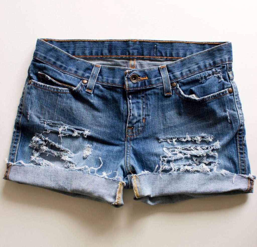 pantaloncini di stoffa