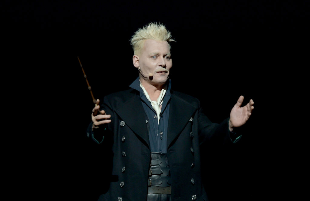 Johnny Depp è Grindelwald in Animali Fantastici