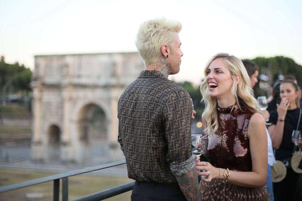 I Ferragnez durante un evento Fendi a Roma