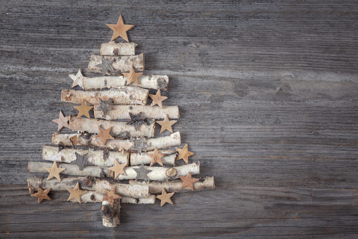 Albero Di Natale In Legno Ad Incastro.Addobbi Albero Di Natale In Legno I Piu Belli E Originali Pourfemme