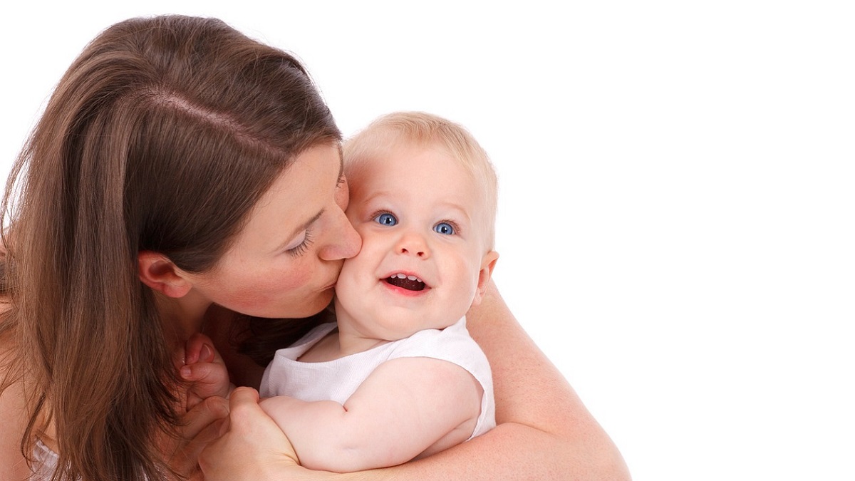 Neonata di 12 giorni muore per aver contratto il virus dell’Herpes Simplex. ‘Non baciate i bambini non vostri’