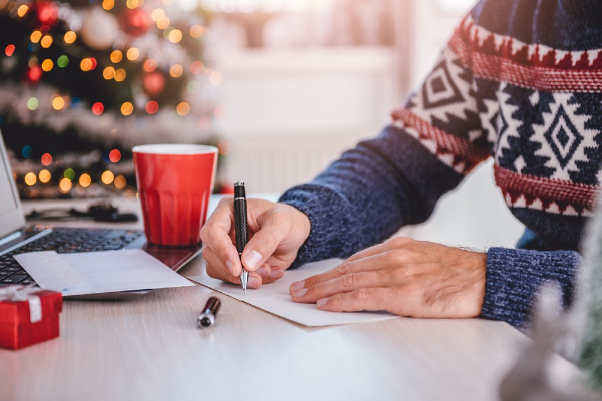 Frasi Natale Aziendali.Auguri Di Natale Formali Ai Colleghi Via E Mail E Al Capo Pourfemme