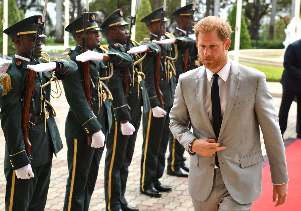 Il principe Harry in visita in Angola
