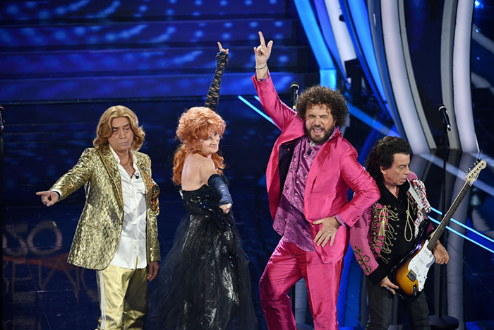 Massimo Ghini, Angela Finocchiaro, Christian De Sica e  Paolo Rossi