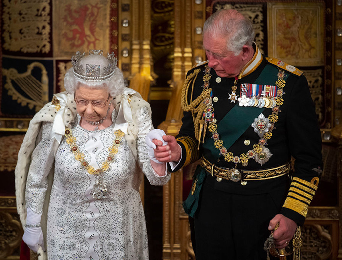 Regina Elisabetta con il Principe Carlo