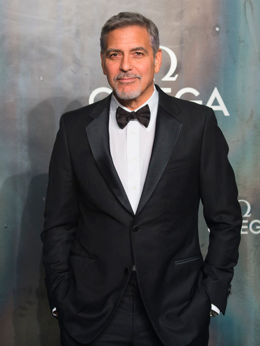 George Clooney con smoking e papillon