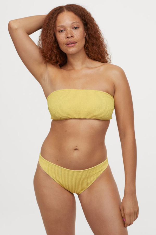 Costume giallo a fascia semplice