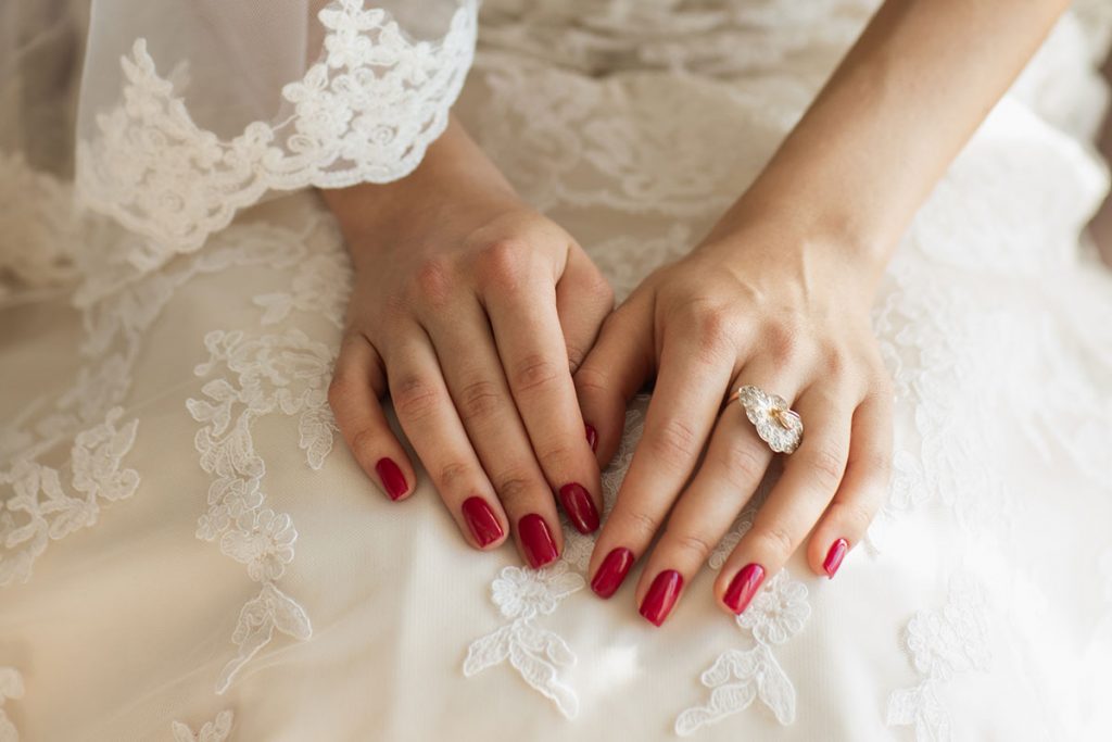 Unghie sposa rosse
