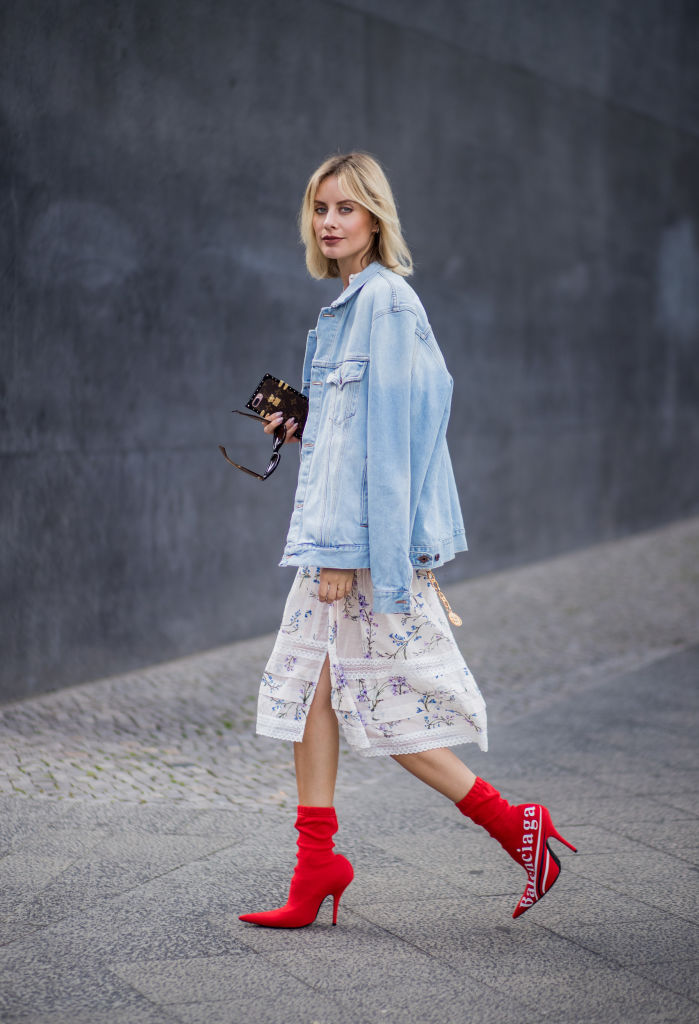 Look giacca di jeans oversize