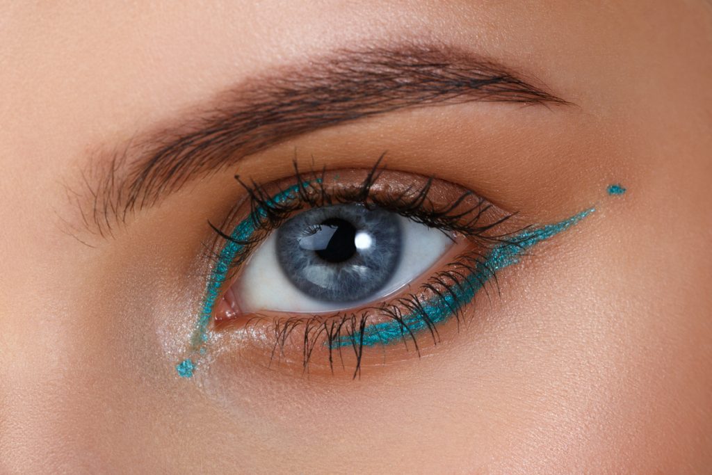 Eyeliner colorato