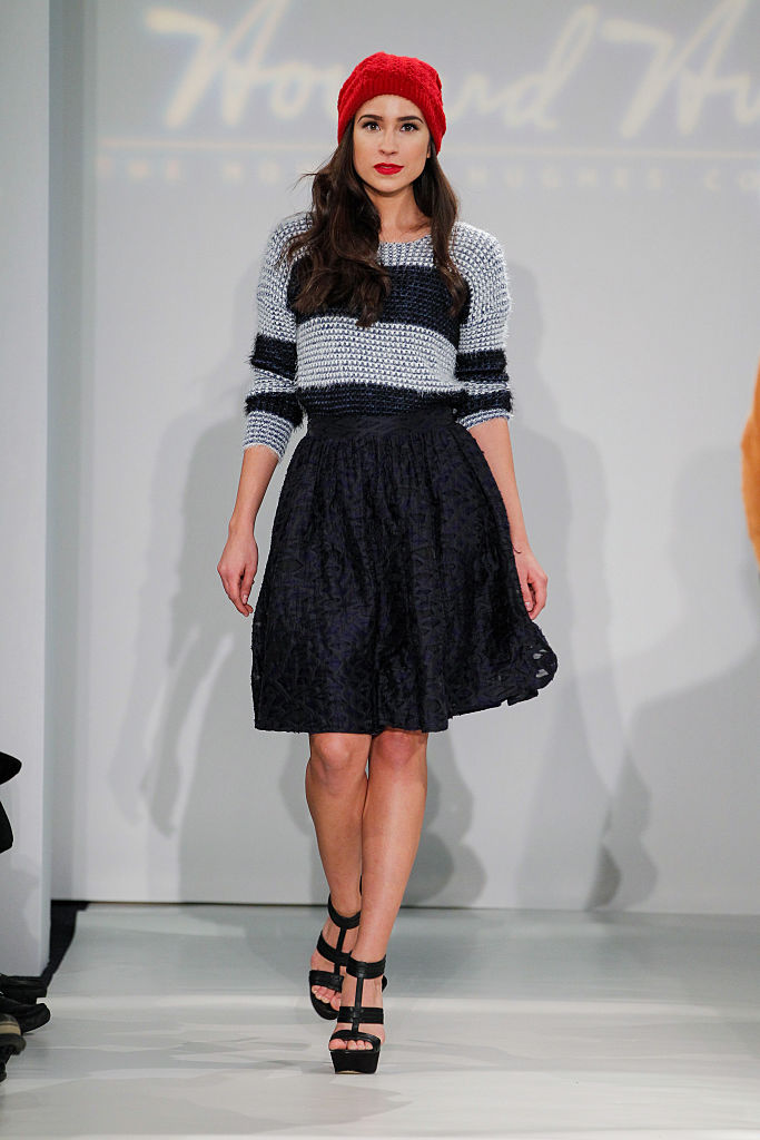 Abbinamento maglione e gonna per l'inverno