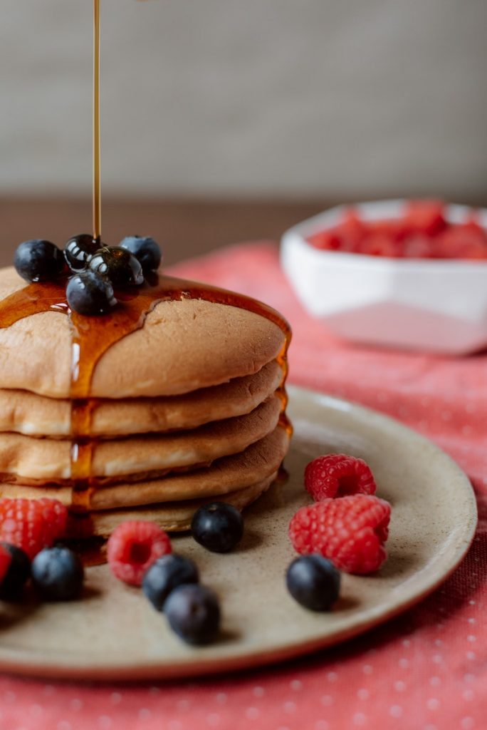 pancakes sciroppo d'acero lamponi