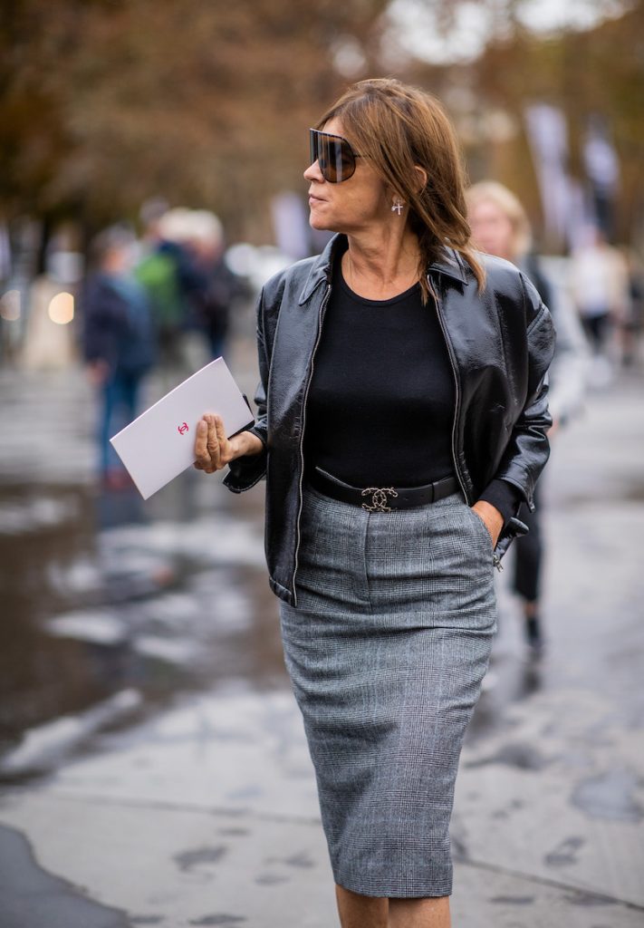 giacca pelle carine roitfeld over 40