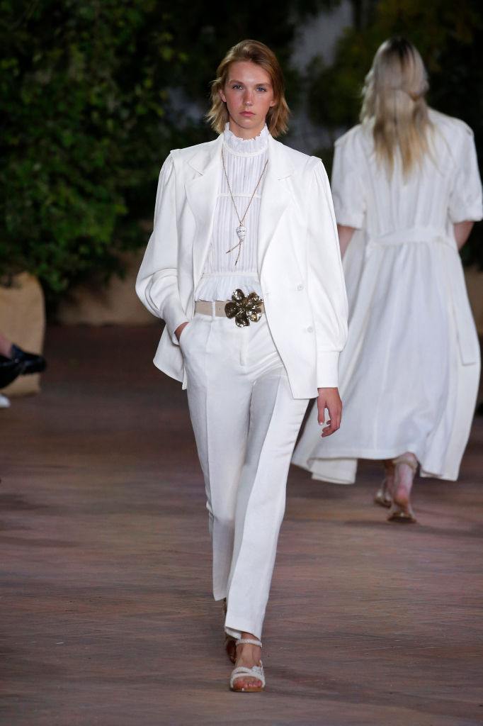 Look completo bianco