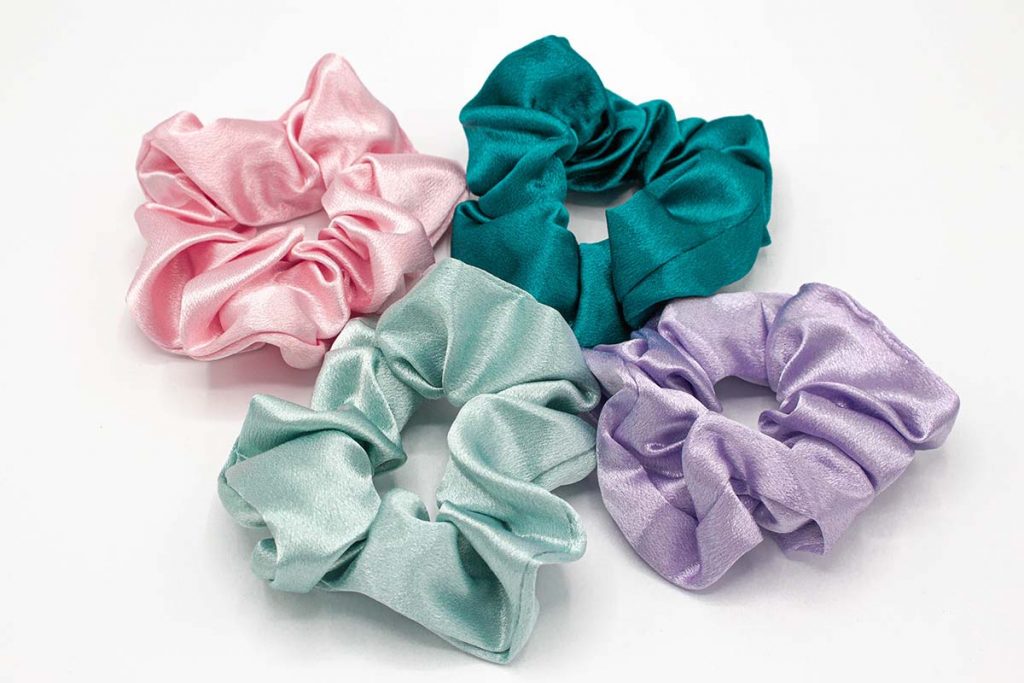 scrunchies elastici capelli colorati