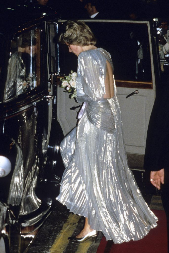 principessa Diana lady d abito argento