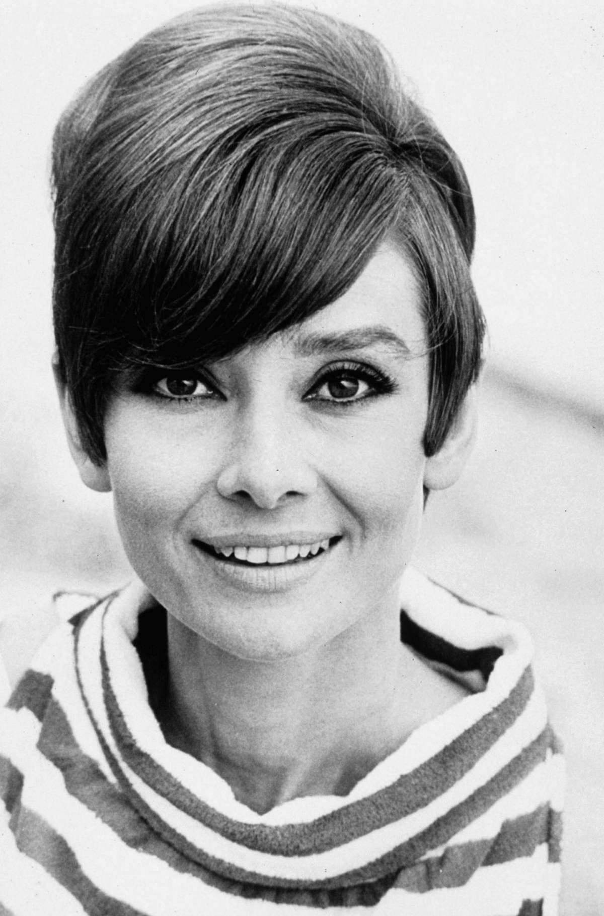 Audrey Hepburn che sorride
