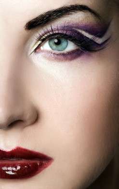 Make up artistico in viola