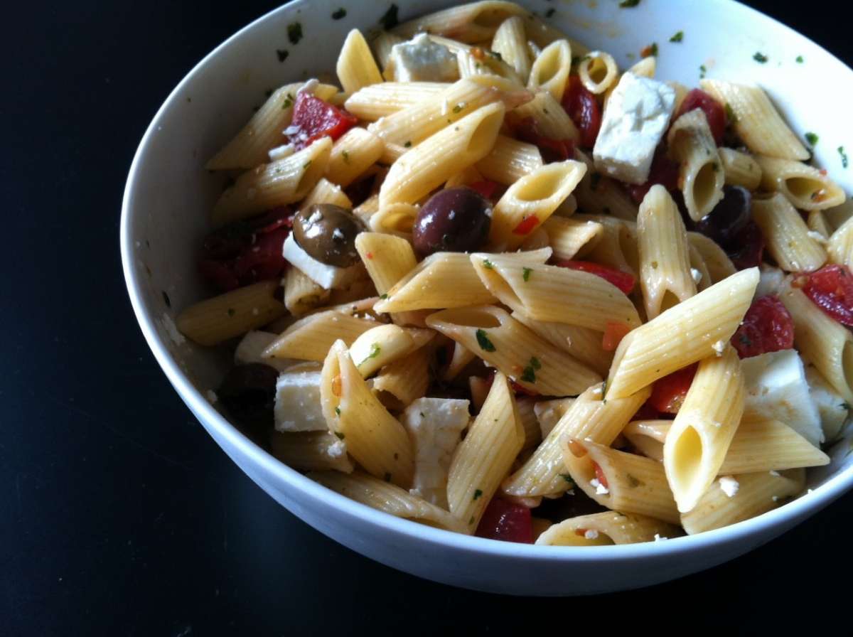 Pasta fredda con le olive
