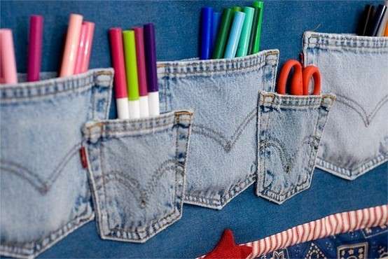 Portapenne fai da te con le tasche dei jeans