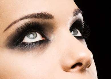 Smokey eyes in nero