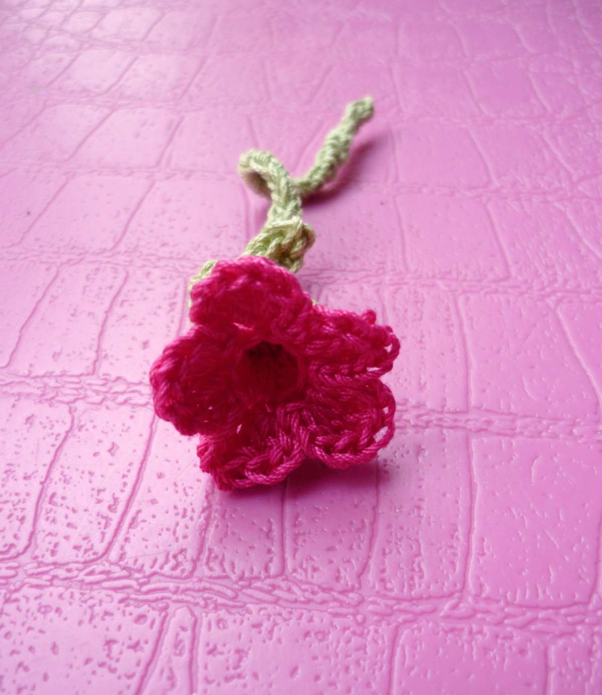 Fiore con gambo crochet