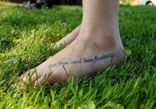 Tatuaggio al piede