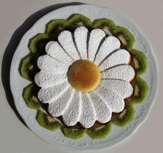 Torta Margherita decorata