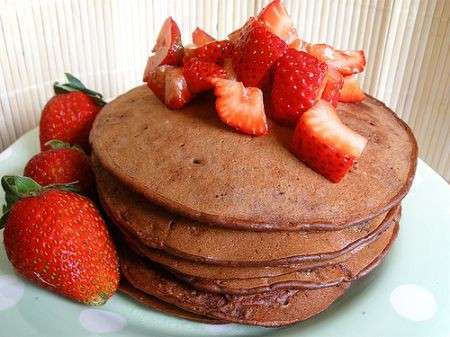 Pancakes cioccolato e fragole