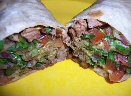 burrito ripieno di carne