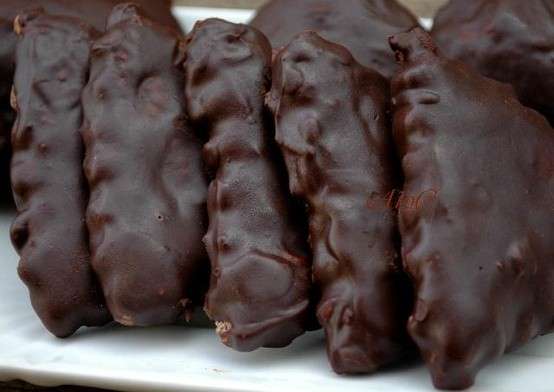 Mostaccioli napoletani con cioccolato fondente