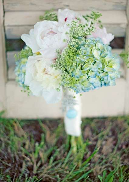 Peonie e ortensie per il matrimonio