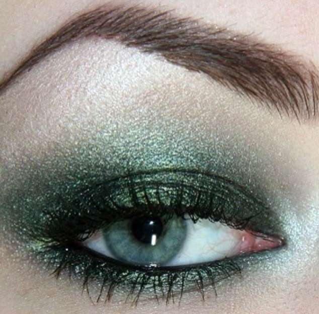 Smokey eye nei toni del verde