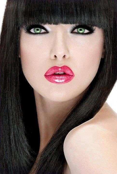 Smokey eye nero classico per occhi verdi