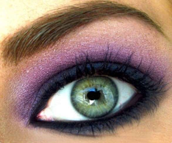 Trucco occhi blu e lilla