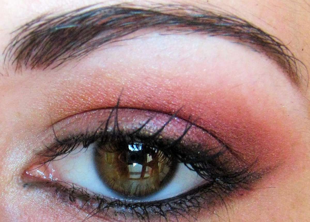 Trucco rosa e bordeaux shimmer