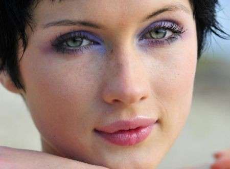 Trucco Smokey Viola Occhi Verdi