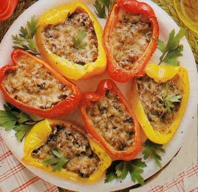 piatto peperoni imbottiti