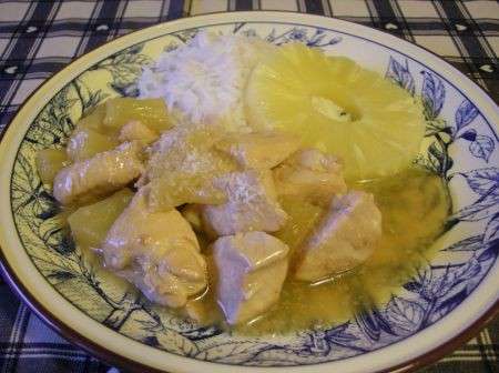 piatto pollo all'ananas