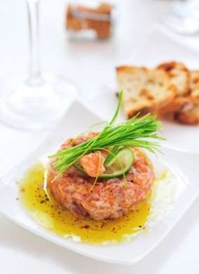 tartare salmone marinato