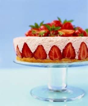 Torta allo yogurt fredda