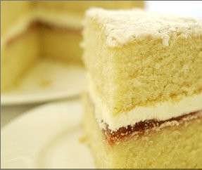 fetta sponge cake