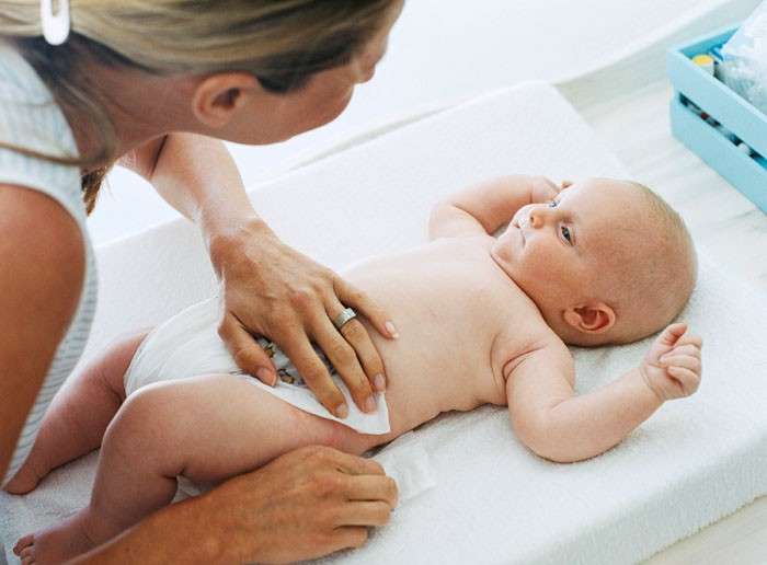 Cure per l'ombelico del neonato